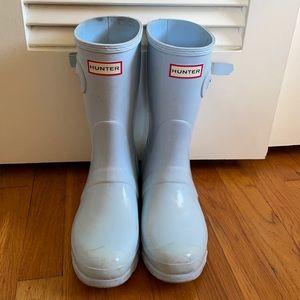 Light blue shirt Hunter